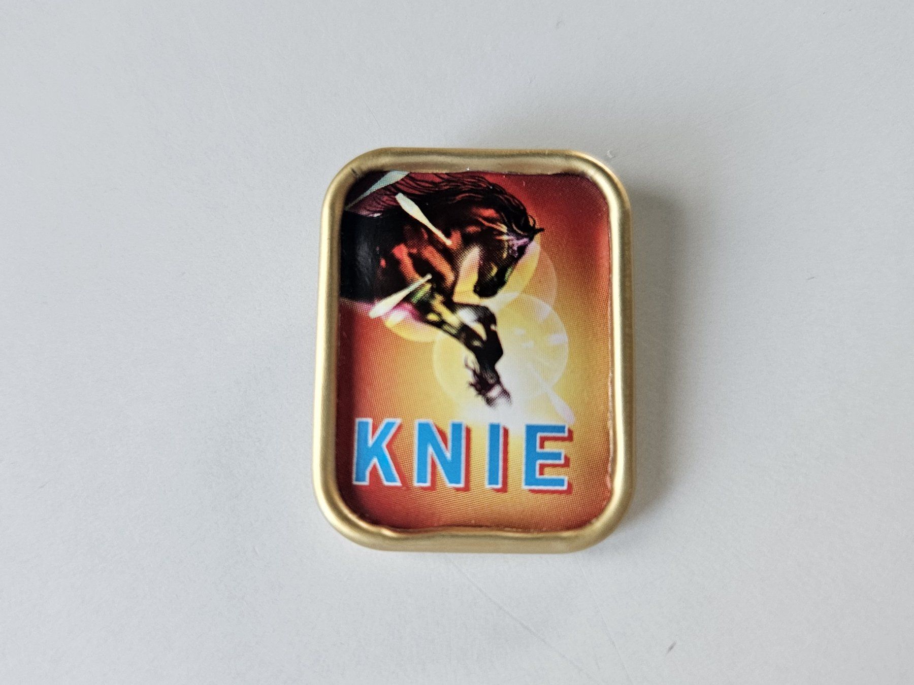 Placchette & Badge: Badge Knie 2003 - avec cheval – Usato da Echandens venduto da annegug