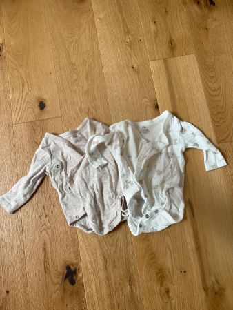 Wickelbodys von H&M (2 Stück)