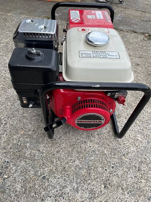 Honda Generatori di corrente: Stromerzeuger Honda 1900 Watt – Usato da Buckten venduto da Spiesstcs 3