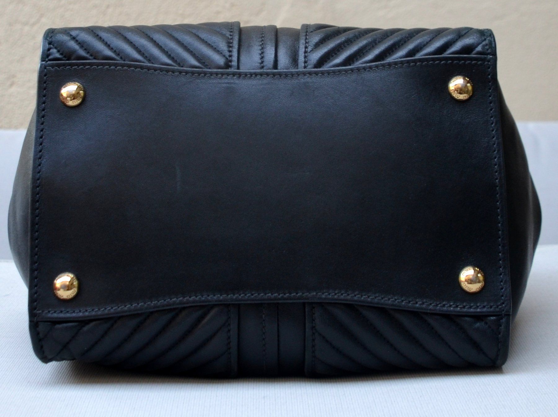 Miu Miu Taschen für Damen: Miu Miu Nappa Biker Tasche / sac – Gebraucht aus Collonges von Auganien 5