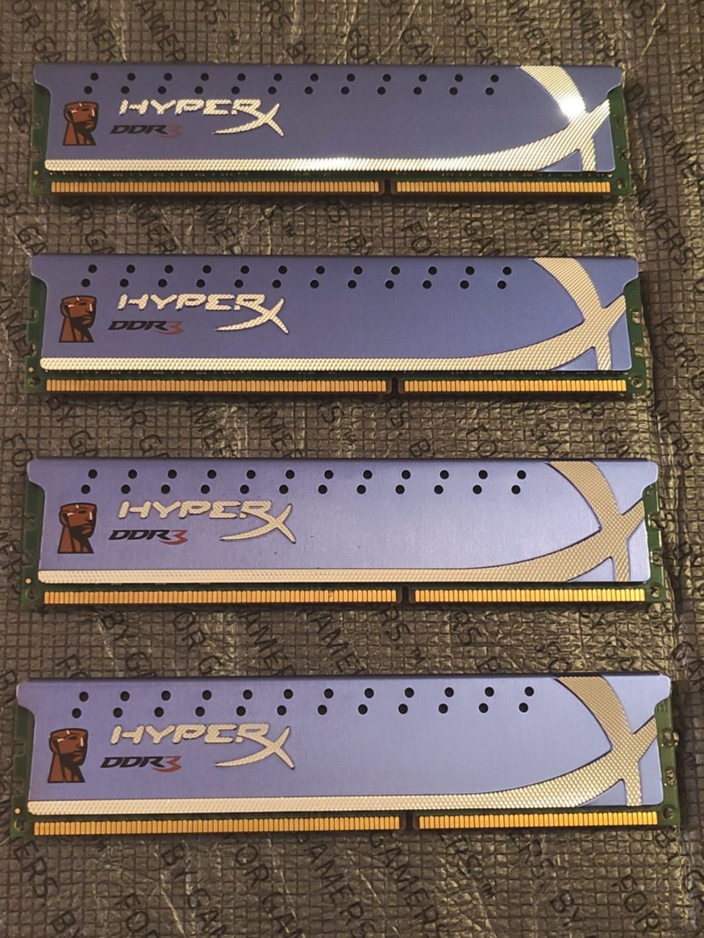 Hyperx Memoria / RAM: Kingston HyperX DDR3 16Go - Kit de Ram – Usato da Seiry venduto da Zhe_AngryBm
