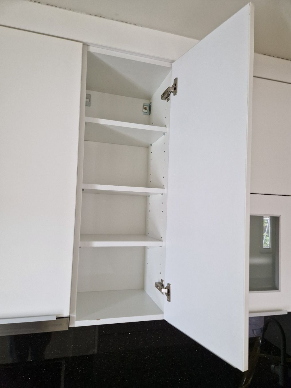 Cucine complete: Intakte Küche (2019) mit Insel – Usato da Zürich venduto da SianaB 6