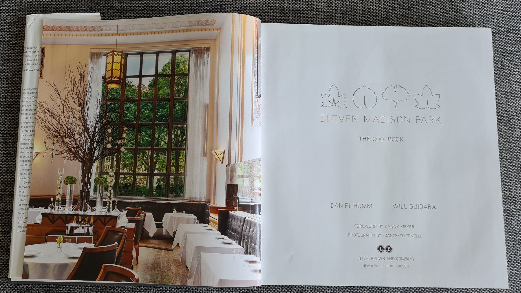 Bücher: Eleven Madison Park - The Cookbook – Neu (gemäss Beschreibung) aus Zumikon von Rosa26 2