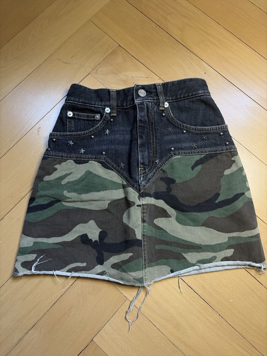 Saint Laurent Gonne: Saint Laurent skirt  – Usato da Zürich venduto da modcoss