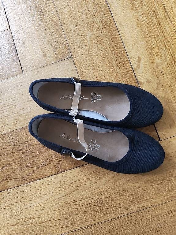 Scarpe da donna: Charakterschuh Katz Gr. 13 – Usato da Zürich venduto da jeu_szl9