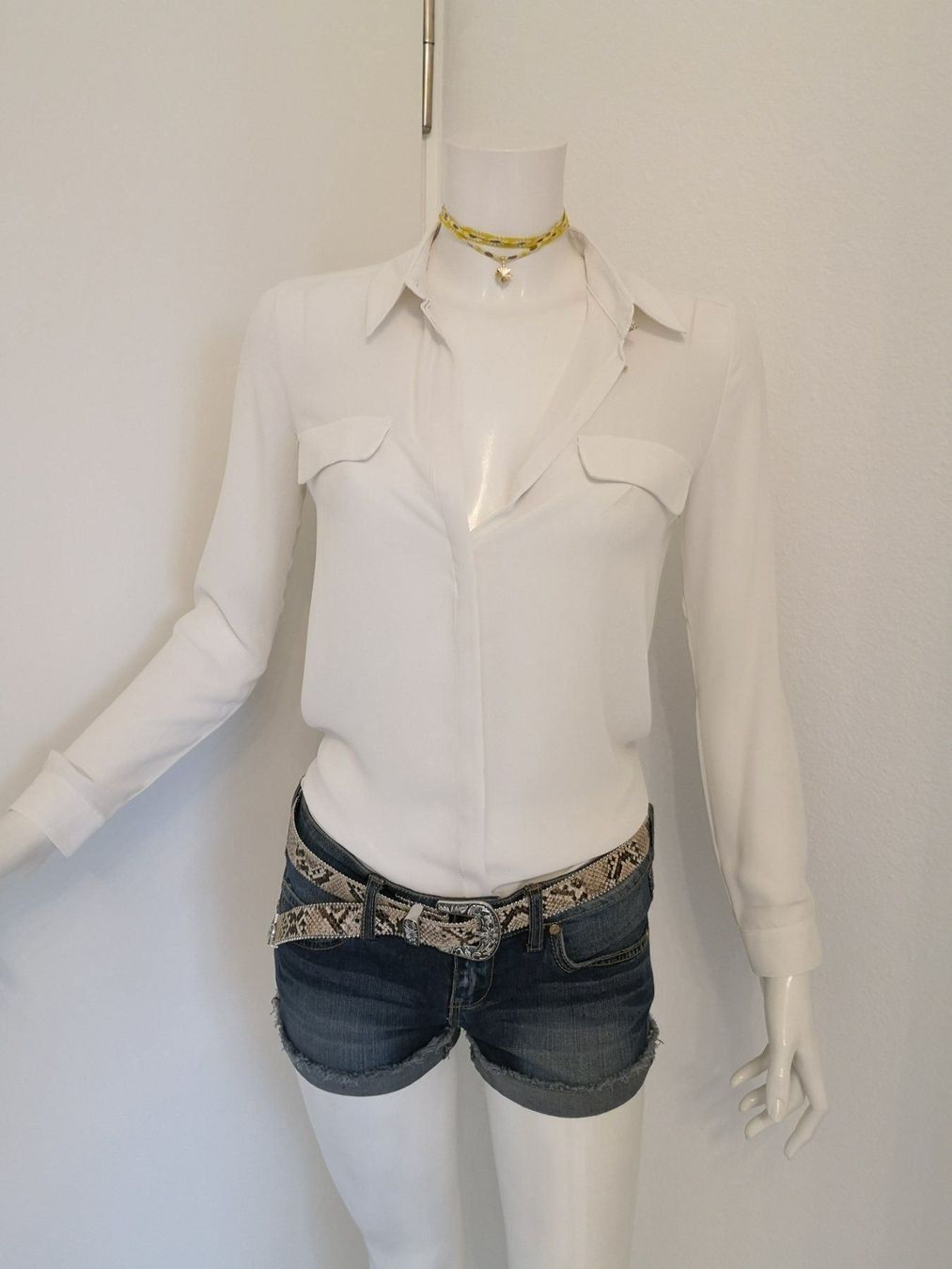 Mango Camicette: 🤩MANGO BLUSE ECRU NEU & D&G P. – Nuovo (secondo la descrizione) da Olten venduto da Naja-Twins-Twins 1