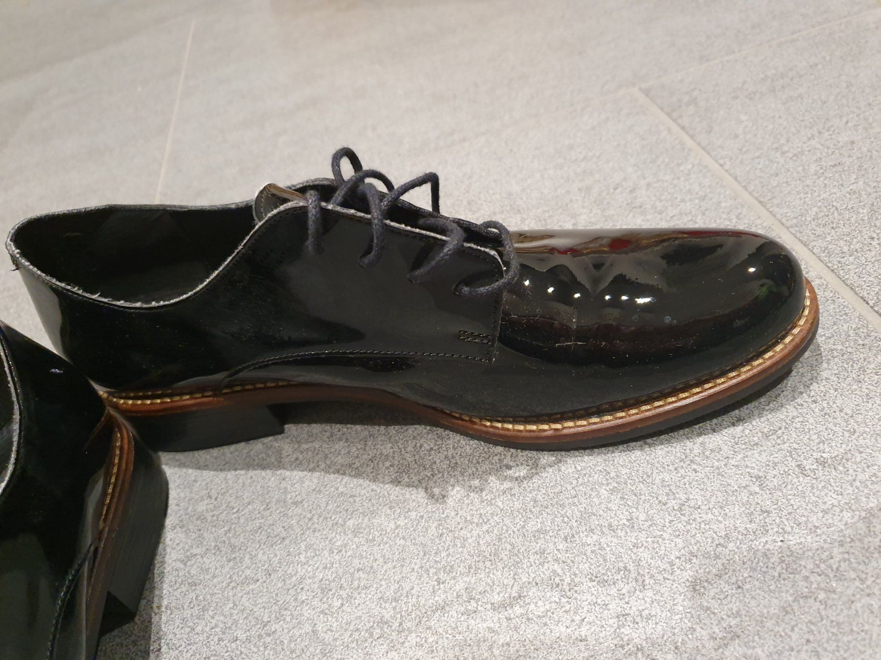 Roberto Santi Scarpe da donna: Damenschuh - Lackschuh Grösse 42 Roberto Santi – Nuovo (secondo la descrizione) da Altendorf venduto da MiriCaj 5