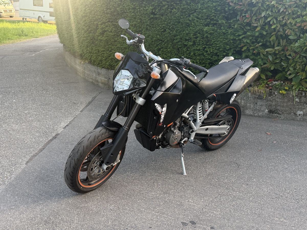 KTM Strada: KTM 950 Supermoto Ab Mfk 97 Ps – Usato da Zullwil venduto da Autocentersalii 3