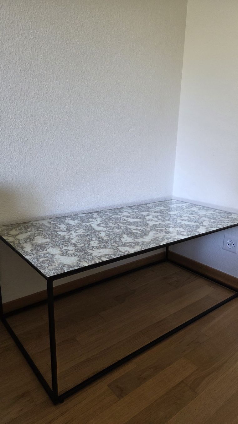 Tavoli: Wunderschöner Spiegel Couchtisch im Marmor Muster – Nuovo (secondo la descrizione) da Kreuzlingen venduto da MeinKleinesAtelier