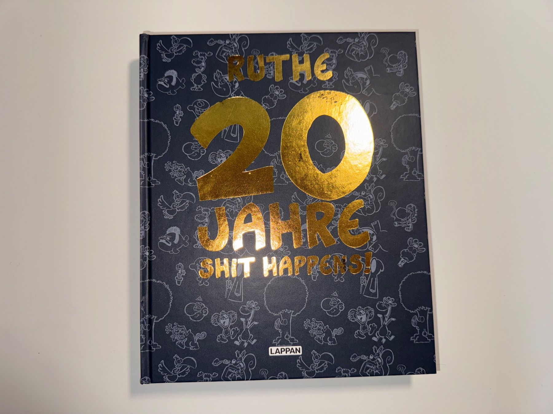 Fumetti: COMIC: 20 Jahre Shit Happens – Usato da Grosswangen venduto da Kleine.Knoepfe
