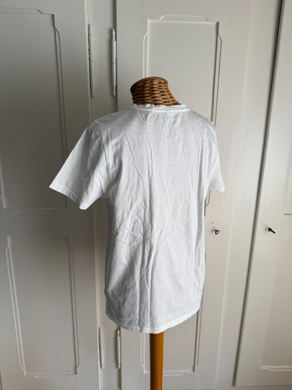 Uniqlo T-shirt: UNIQLO - T-Shirt weiss M – Usato da Zürich venduto da Diazaio 2