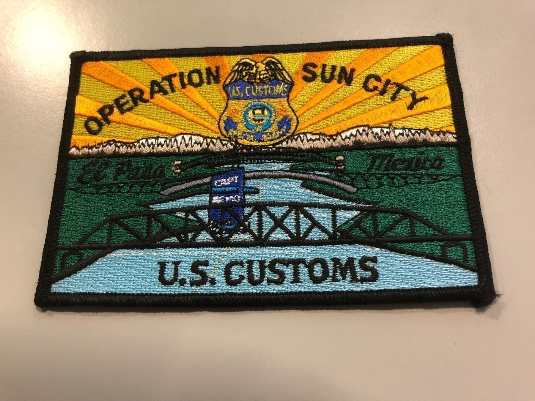 Placchette & Badge: badge abzeichen us zoll customs – Usato da Lyss venduto da Schmuggler