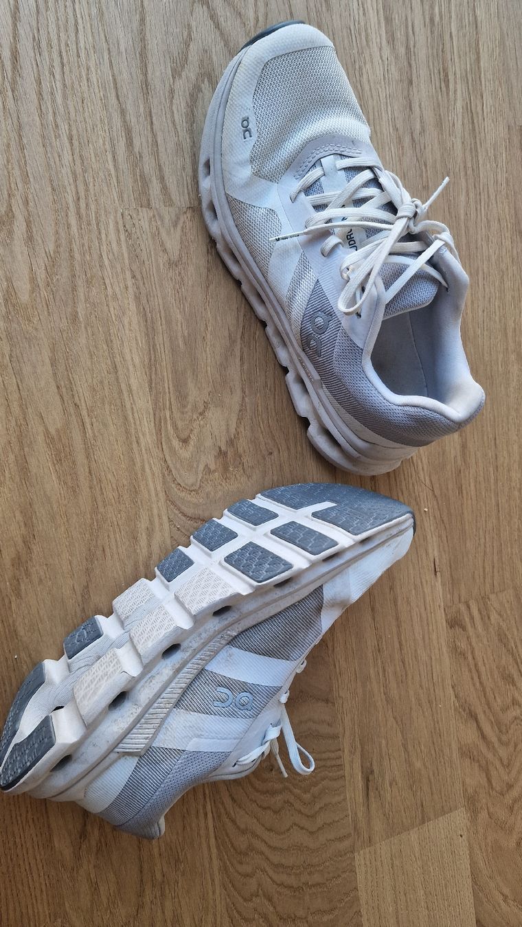 Herrenschuhe: On Cloud Schuhe Grösse 38.5 – Gebraucht aus Gümligen von koo_95tf 5