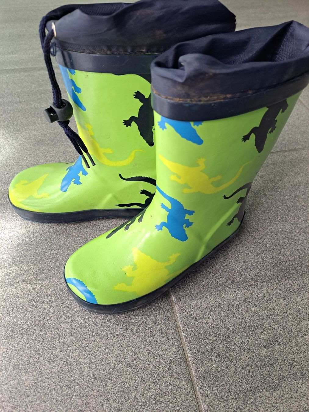 Schuhe für Jungen: Regenstiefel 27 / 28 – Gebraucht aus Bünzen von nagyagi111mail