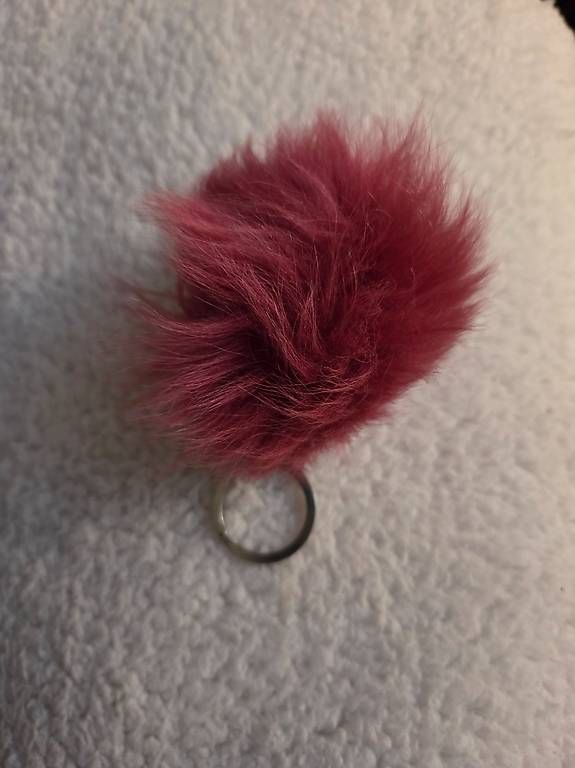Portachiavi: Porte-clés UGG rose - envoi GRATUIT  – Usato da Petit-Lancy venduto da ZazouB 2