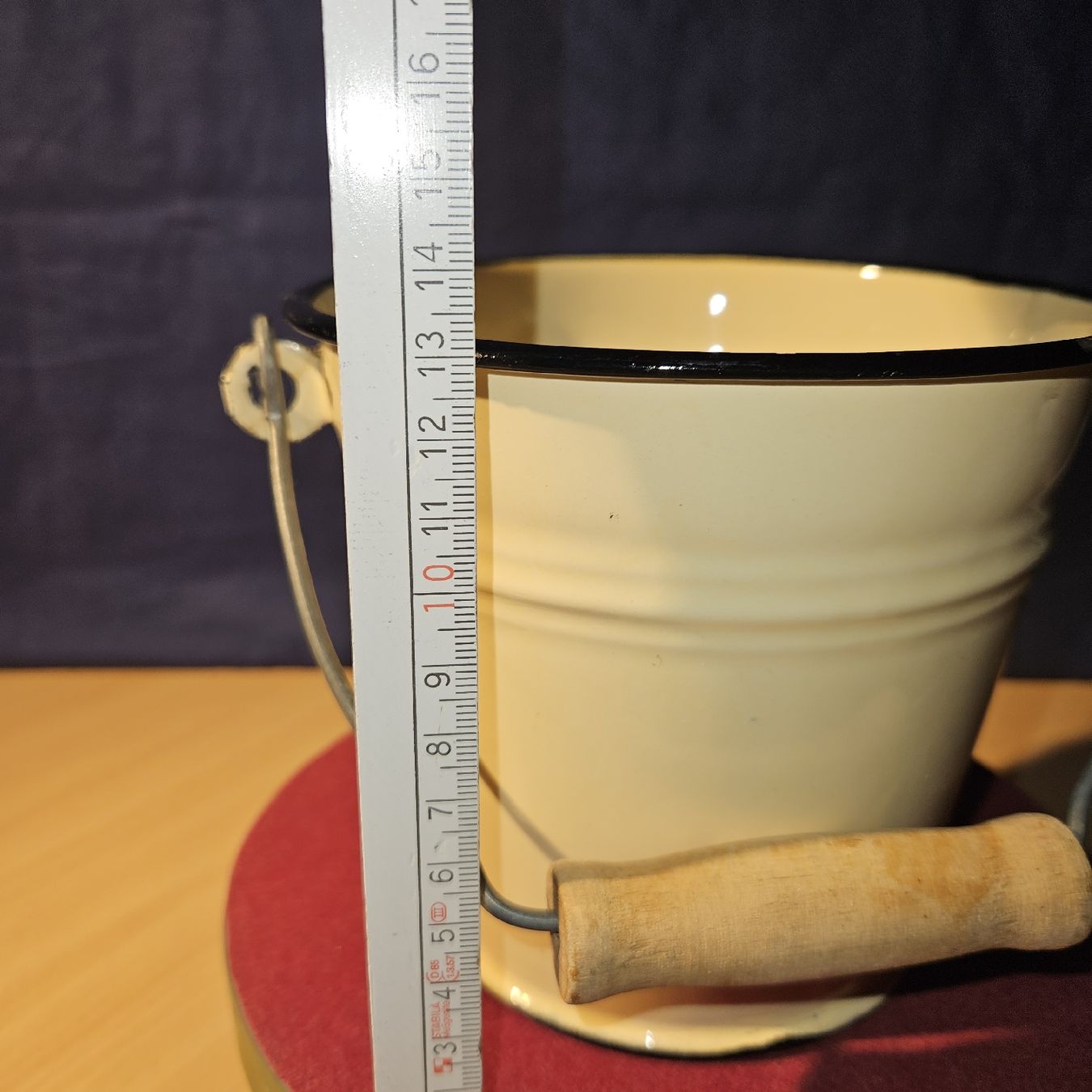 Sonstiges für Haushalt & Wohnen: Retro Emaille Eimerli mit Holzgriff, Vintage Look! – Gebraucht aus Kriens von gra_fhn7 6
