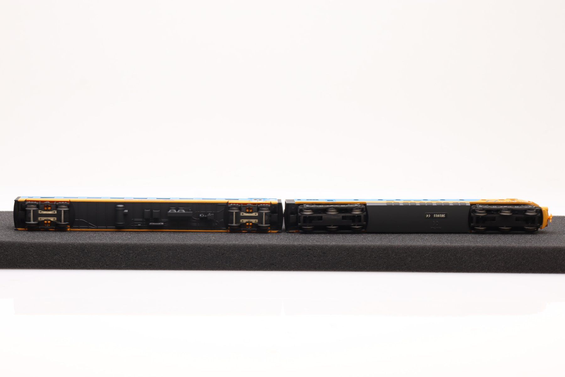 Trix Modelleisenbahnen: Trix 12253 Nothlander Triebwagenzug, Spur N – Neu (gemäss Beschreibung) aus Ried (Muotathal) von Modellbahn.swiss 3