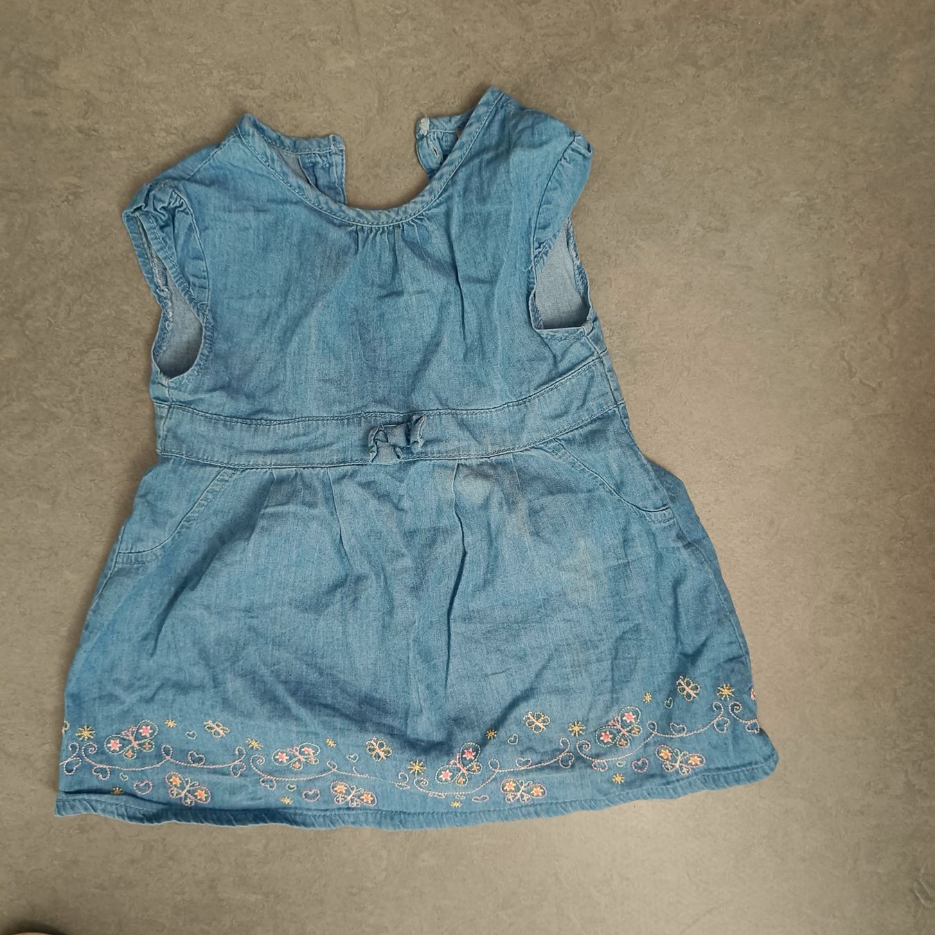 Kleider & Röcke: Sommerkleid Grösse 74 – Gebraucht aus Jaberg von urig17.