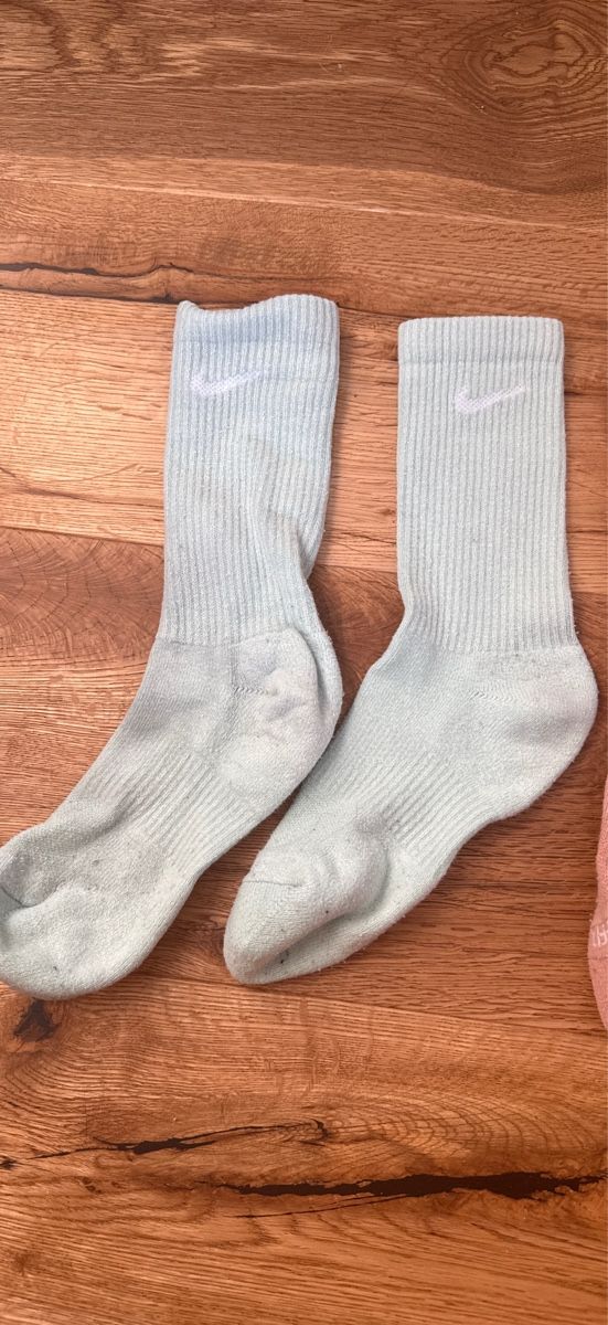 Nike Socken: Nike Socken 3 Paar Weiss Rosa Hellblau  – Gebraucht aus Hüttwilen von sar_8gj7 1