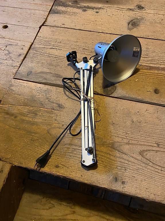 Lampes: Tischlampe – D'occasion à Strengelbach par Luftschutzsoldat