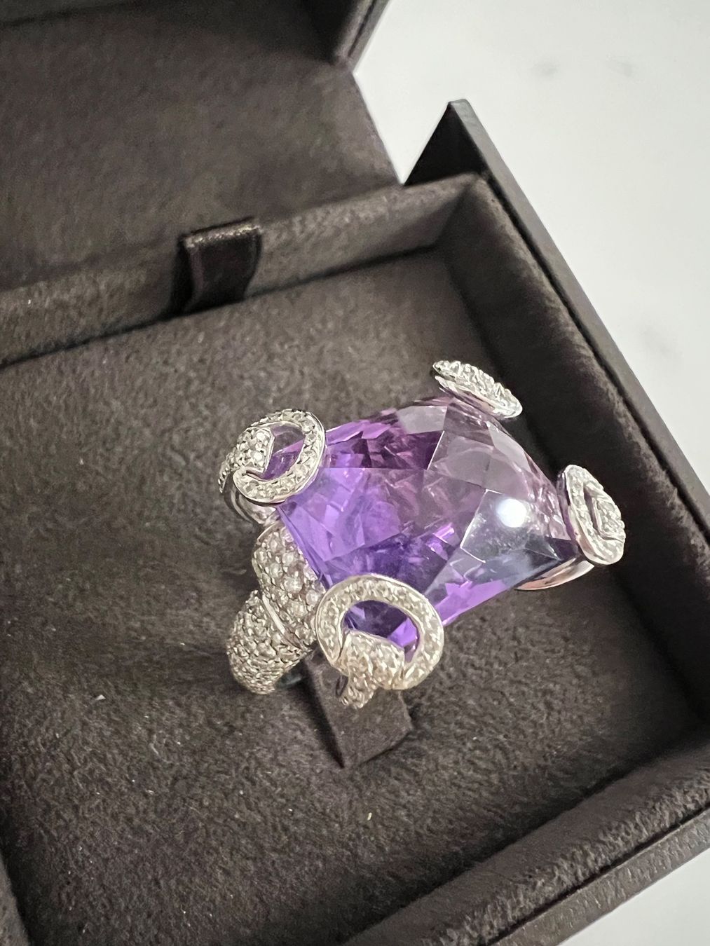 Gucci Anelli: Bague Gucci Horsebit Cocktailring  taille 13 – Usato da Lutry venduto da roxypoxy 4