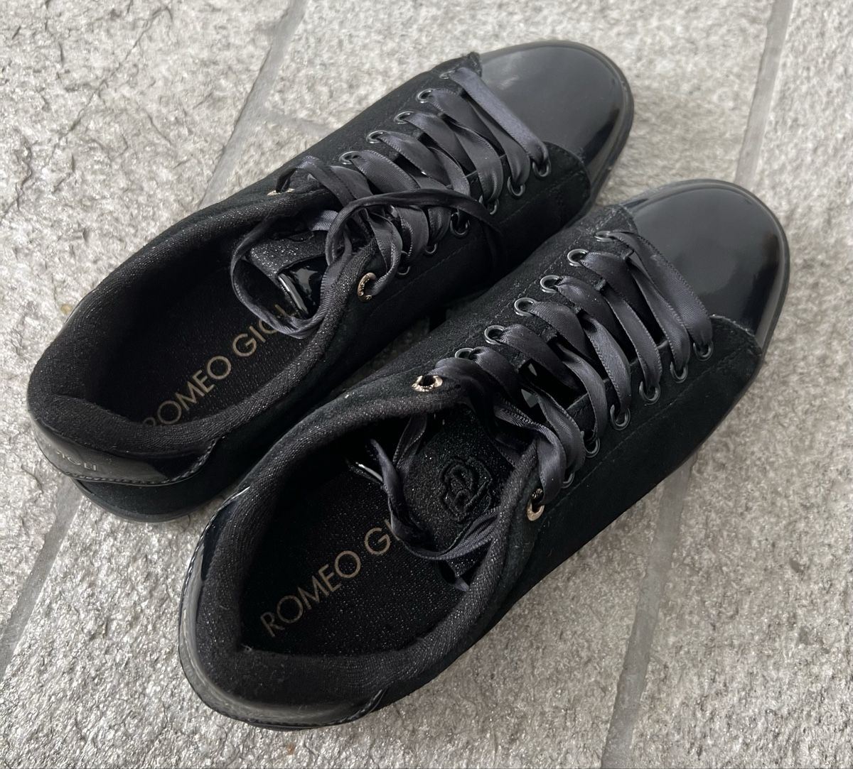Damenschuhe: ROMEO GIGLI  Samt Lack Grösse 36 – Gebraucht aus chur von Ika11 2