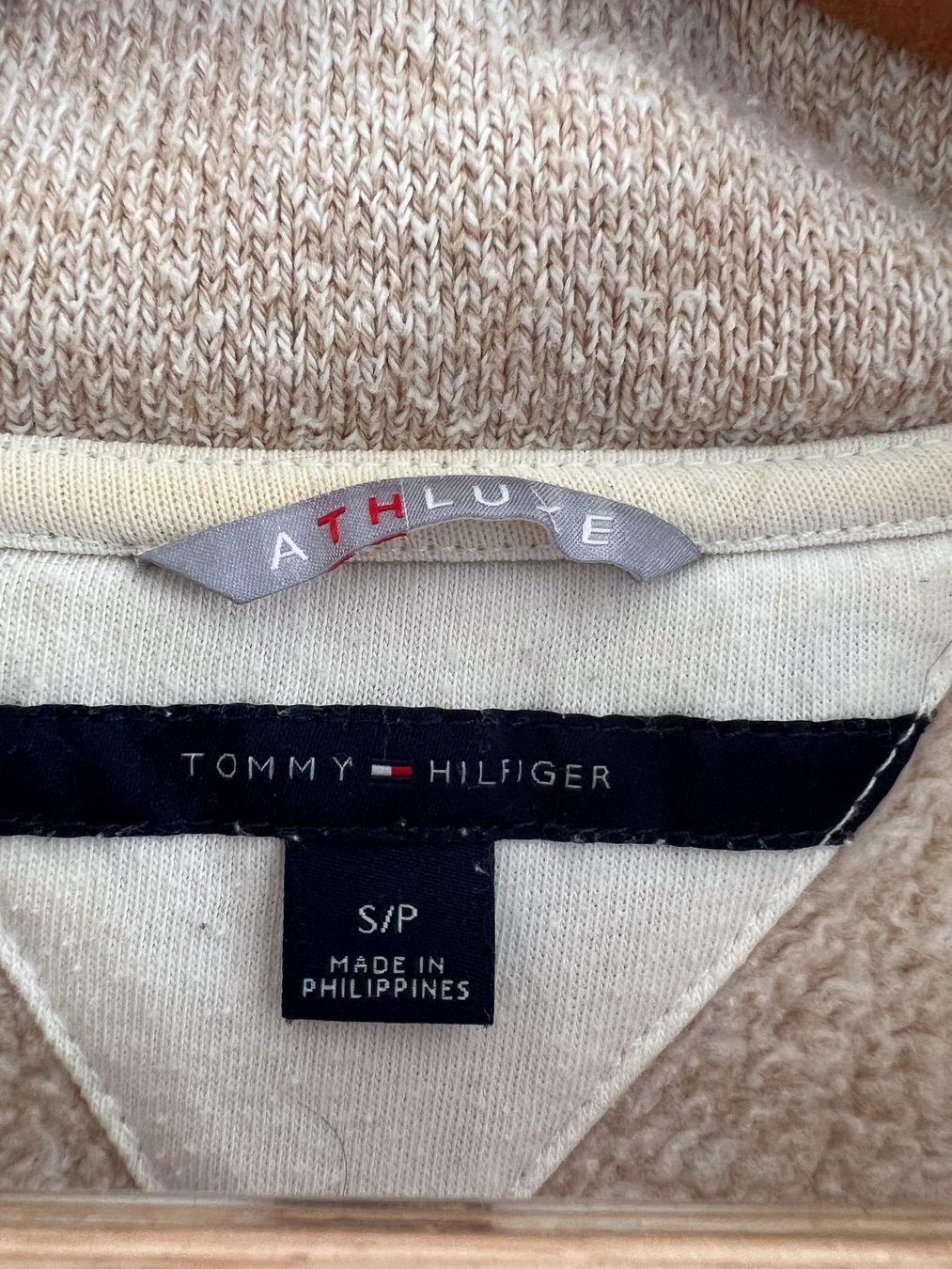 Tommy Hilfiger Maglioni & Felpe: Pullover Tommy Hilfiger S – Usato da Losone venduto da Misssslucie 2