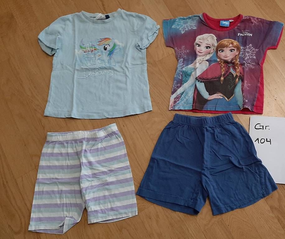 Kleiderpakete & -sets: Mädchen Sommerkleider Set gr. 98-104 – Gebraucht aus Bern von dmanci 4