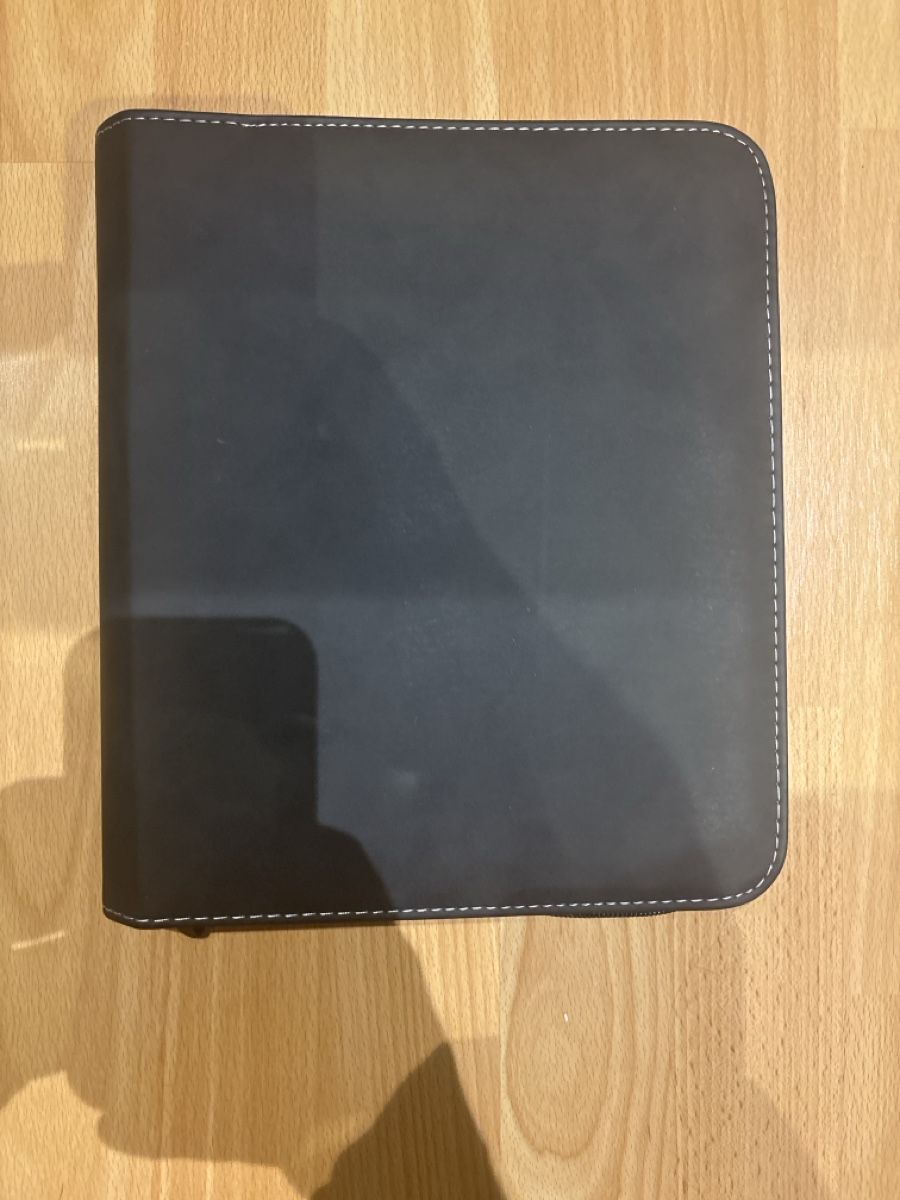 Cartes à collectionner: Trading Card Binder 4spaces with Toploader  – D'occasion à Anglikon par raf_7sml