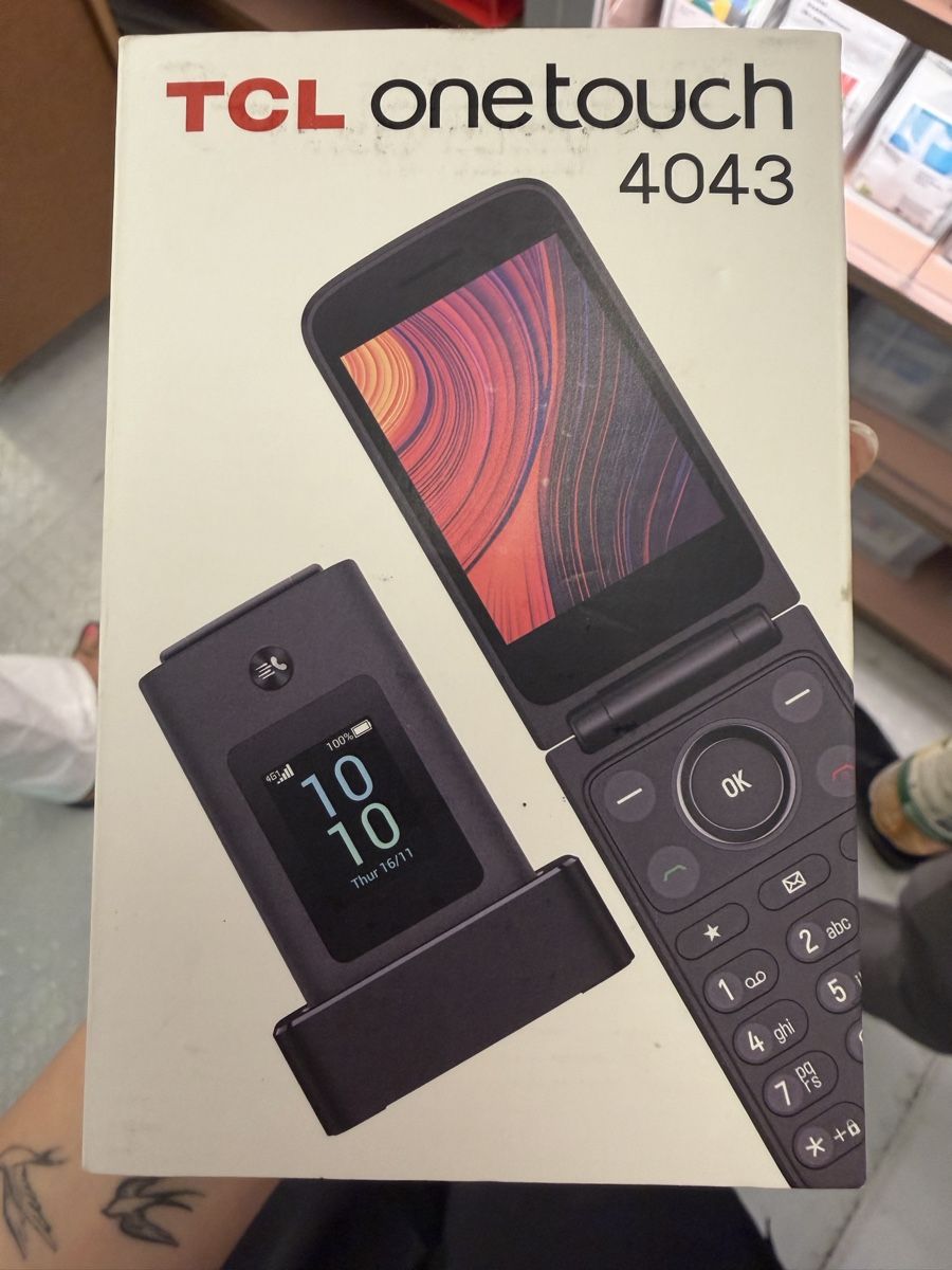 Telefoni cellulari / Smartphones: TCL oneTouch 4043 4G Klapphandy neu – Nuovo e nell'imballaggio originale da Meilen venduto da ine_s9tf