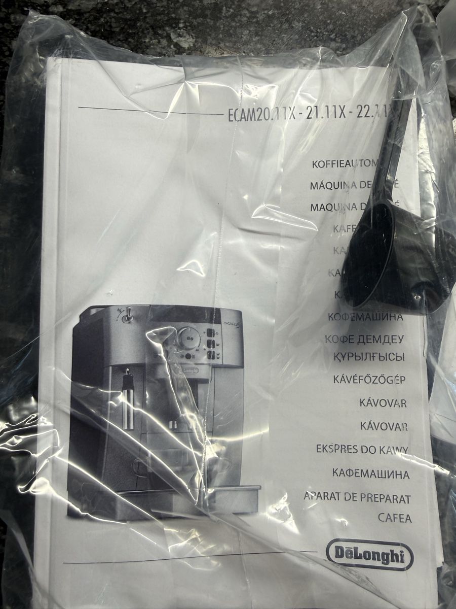 De'Longhi Macchine per caffè & Macchine per espresso: Delonghi Magnifica S Schwarz Kaffeemaschine – Nuovo (secondo la descrizione) da Bern venduto da kwa_pyt9 7