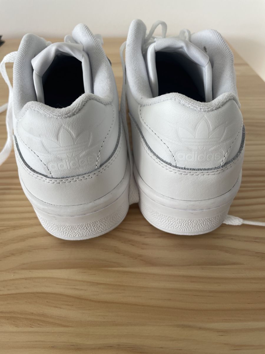 Adidas Scarpe da uomo: Adidas Rivalry Low Baskets Blanches - Taille 42 - Neuf – Nuovo (secondo la descrizione) da Nyon venduto da laralc 5