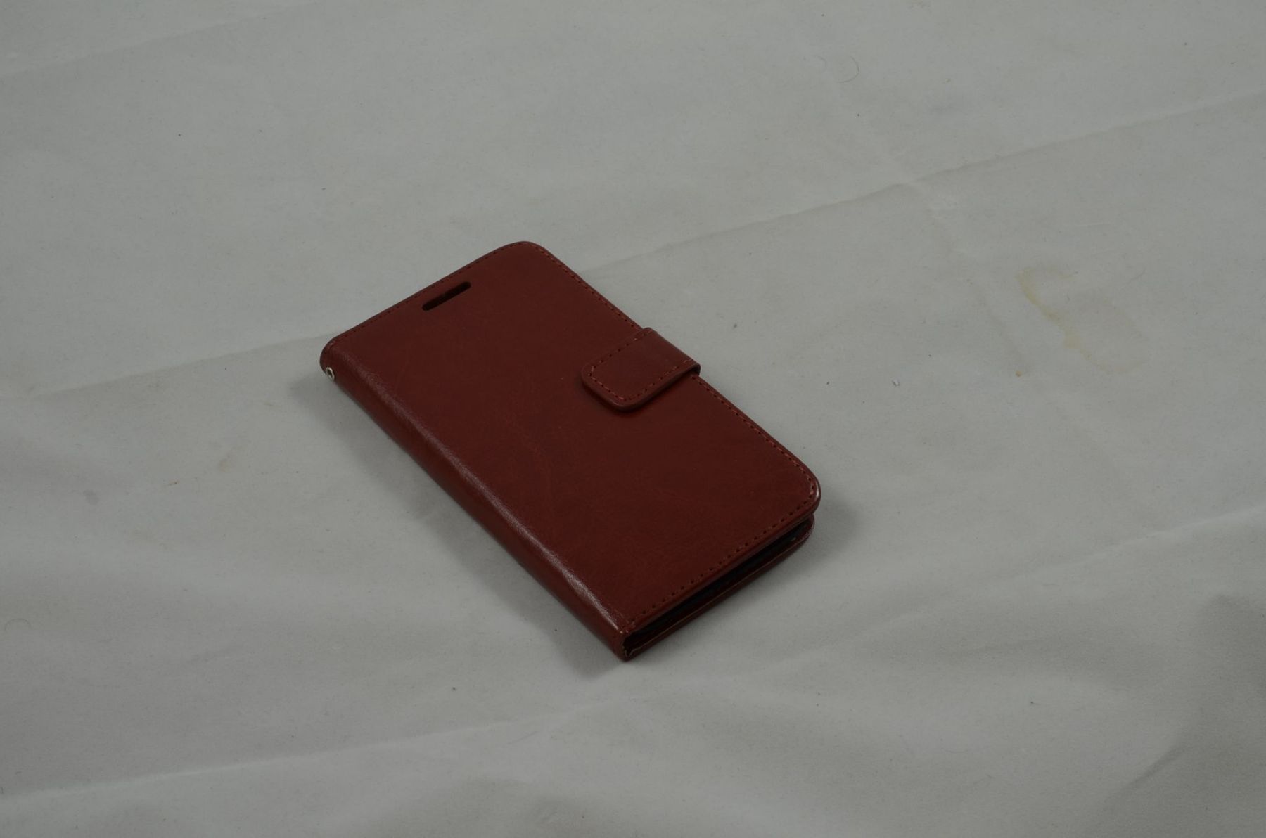 Cover & Protezioni schermo: 21 Handy Cover Samsung Galaxy S6 – Usato da Buchs AG venduto da SellAndBuyX 3