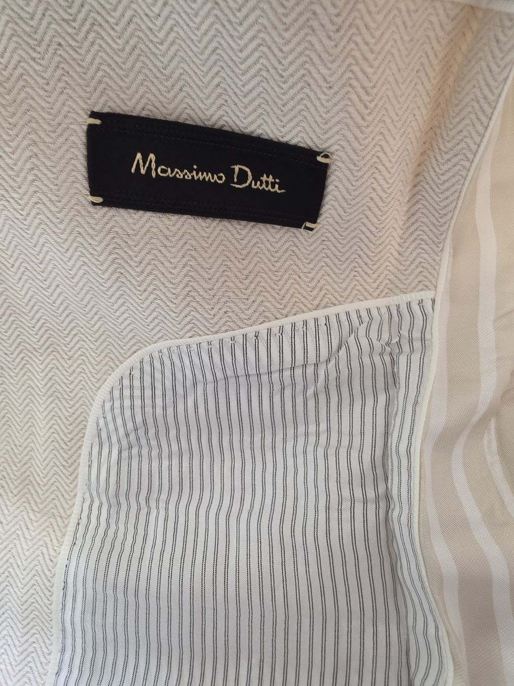 Massimo Dutti Vestes: Massimo Dutti Beige Blazer (Size 34) – D'occasion à Zürich par lit_n7pb 9