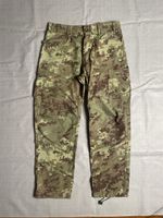Militäre Hose farbige