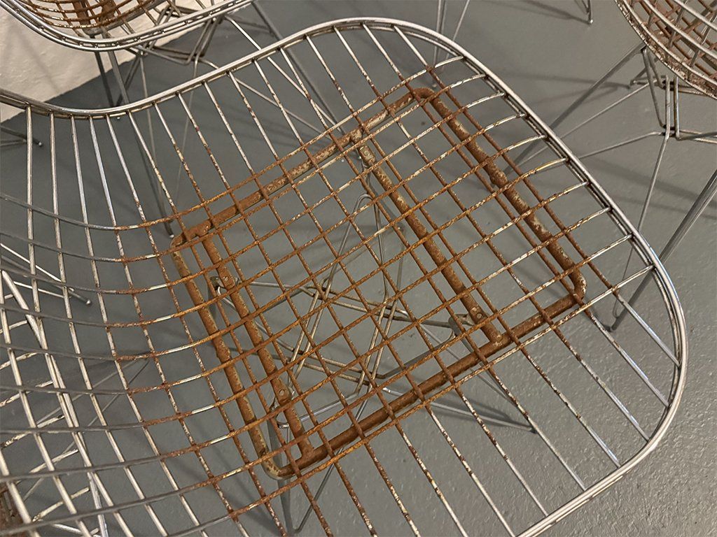 Eames Stühle: 6 Eames Wire Chairs – Gebraucht aus Zürich von paristurin 1