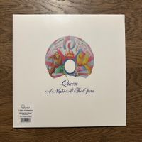 Queen - A Night At The Opera LP