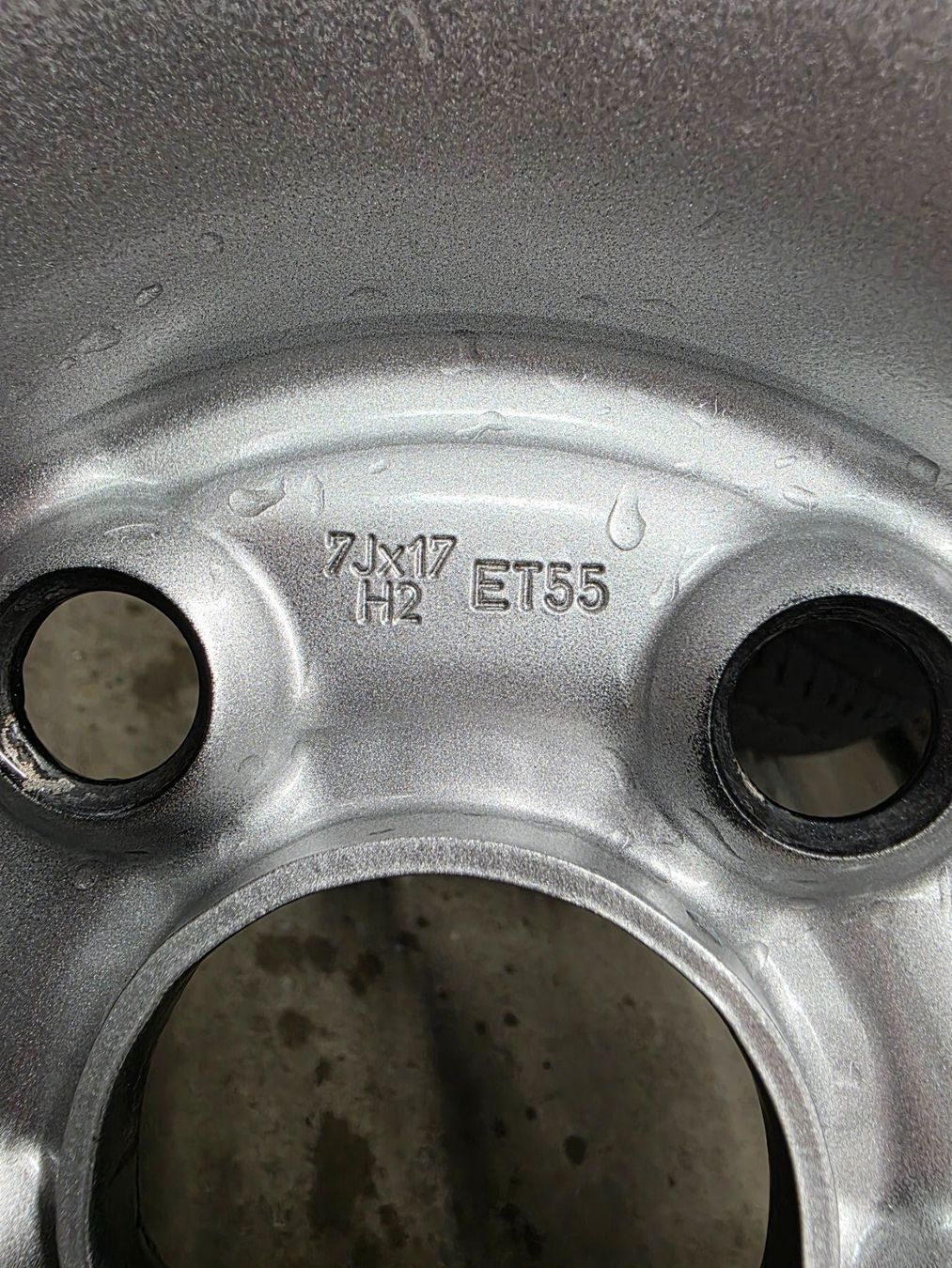 Pneumatici & Ruote complete: VW T5 / T6 / T6.1 Winterradsatz – Usato da Gähwil venduto da schmidgarage9534 4
