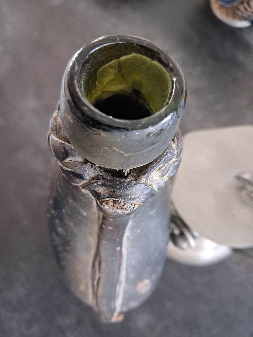 Schweizer Armee Attrezzatura & Pezzi di ricambio: Antike Schweizer Armee Feldflasche mit Lederumhüllung – Usato da Münsingen venduto da mustang1975 2