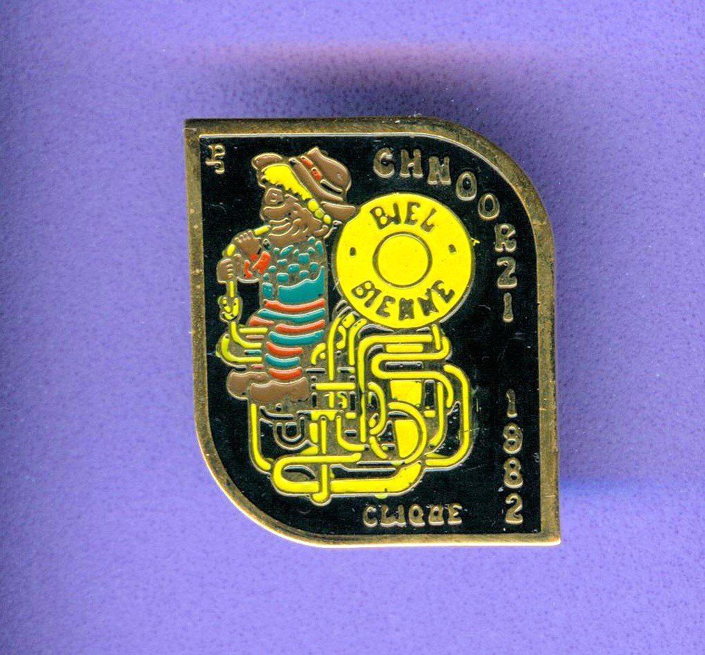 Placchette & Badge: CHNOORZI  CLIQUE  1982 – Usato da Winterthur venduto da Sammleroase