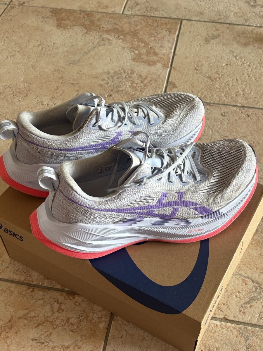 Scarpe da uomo: Asics superblast 2 – Usato da St-Prex venduto da Chiaralop