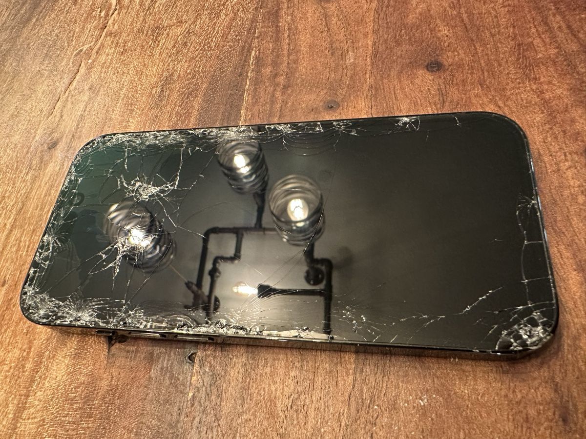 Apple Telefoni cellulari / Smartphones: iPhone 14 Pro defekt – Difettoso da Niederbuchsiten venduto da domoll 1