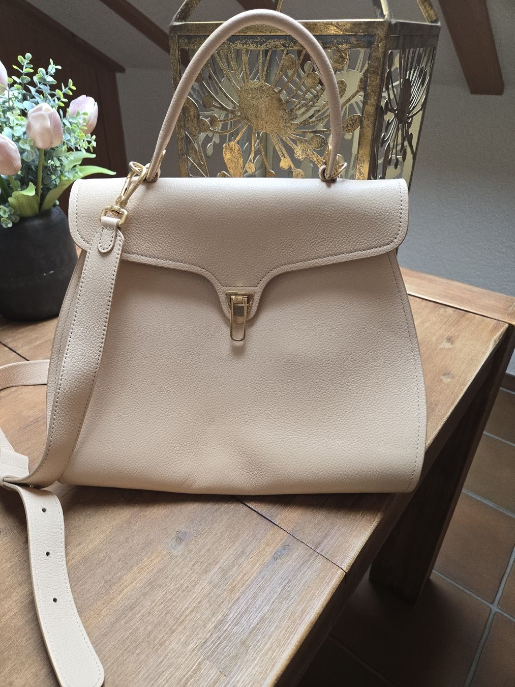 Coccinelle Borse da donna: COCCINELLE Handtasche Leder beige – Usato da Mühlethal venduto da bididas