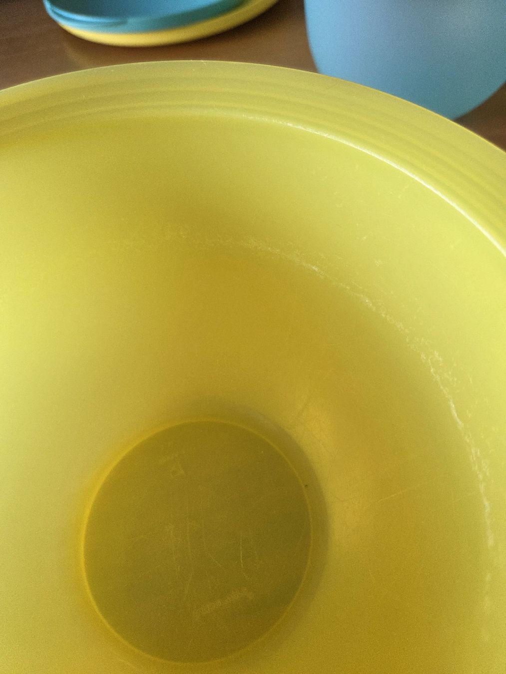 Tupperware Contenitori & Simili: Tupperware Schüssel Set, 550ml, 1,3L gebraucht – Usato da Stans venduto da HoMiMa 1