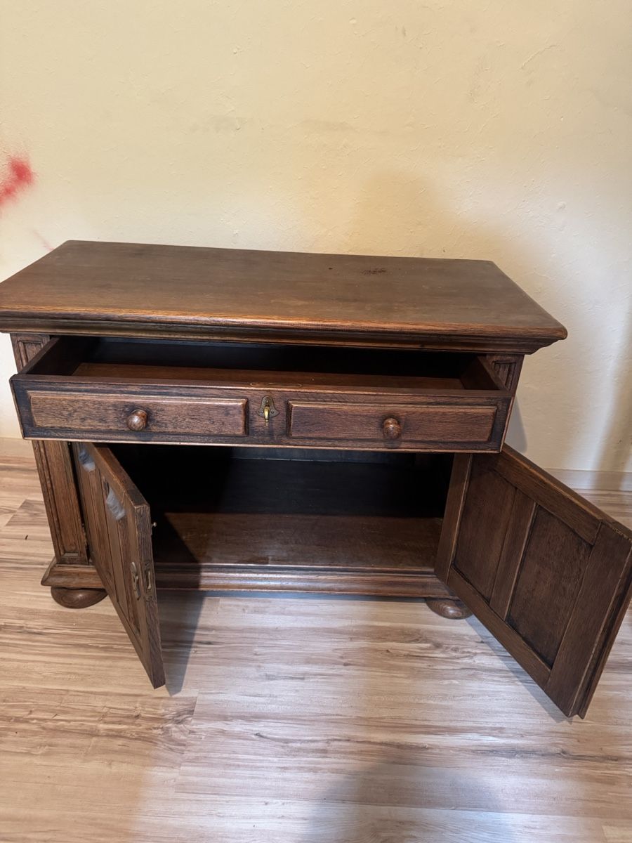 Commodes: Antikes Sideboard Kommode – D'occasion à Erlinsbach par ricard_jjan