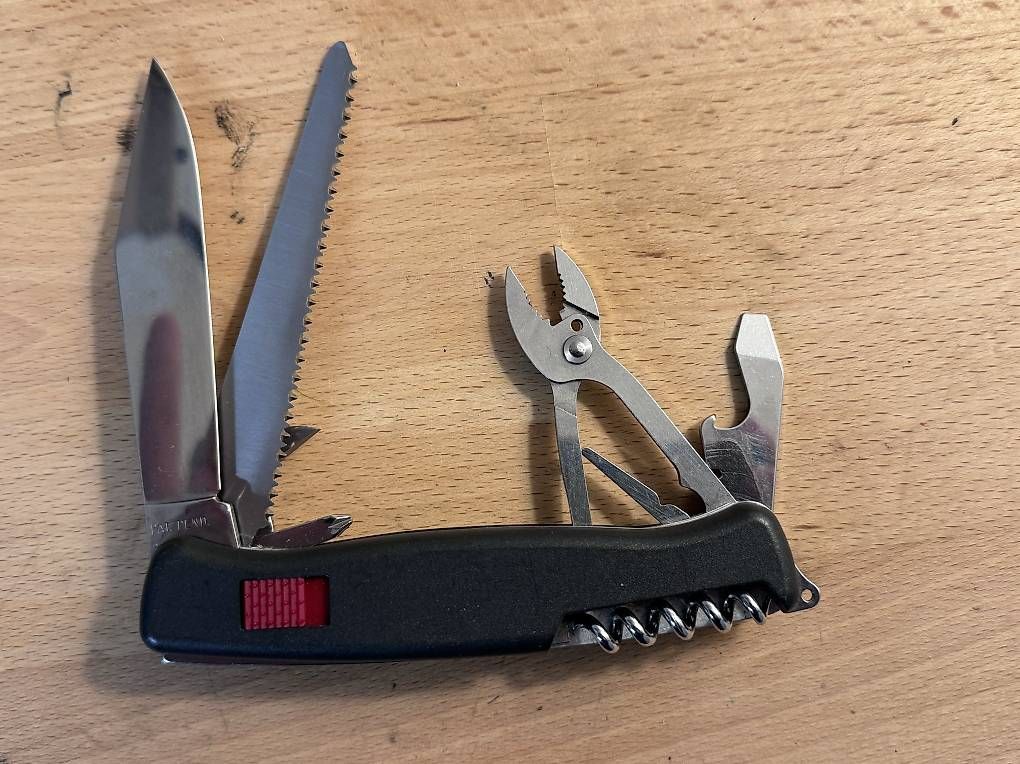 Taschenmesser: Wenger Ranger Taschenmesser – Gebraucht aus Thun von g_reg79 1