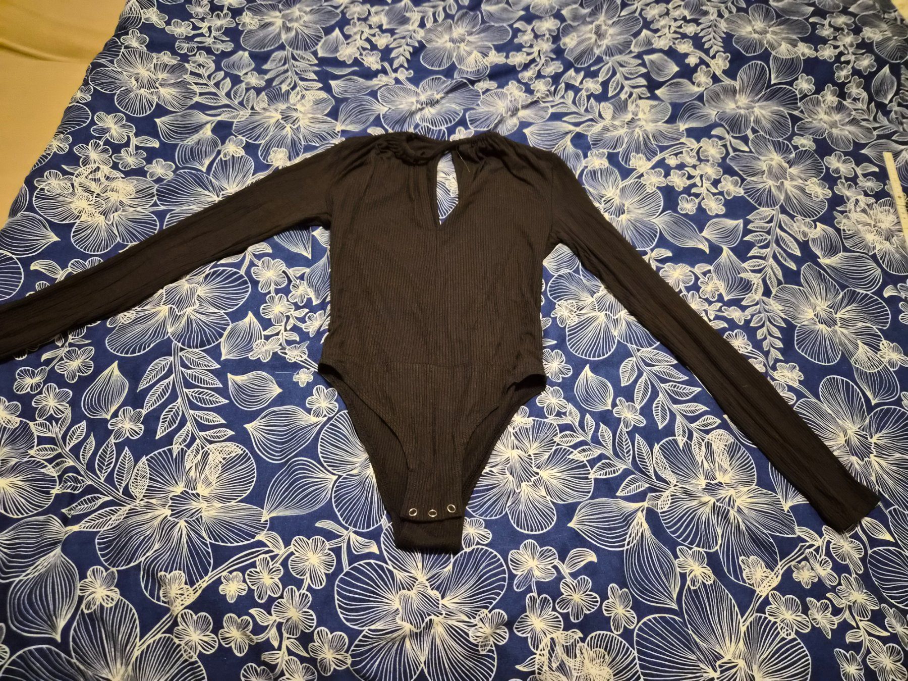 Topshop Top: Body gr34 topshop – Nuovo (secondo la descrizione) da Dietikon venduto da Eleda