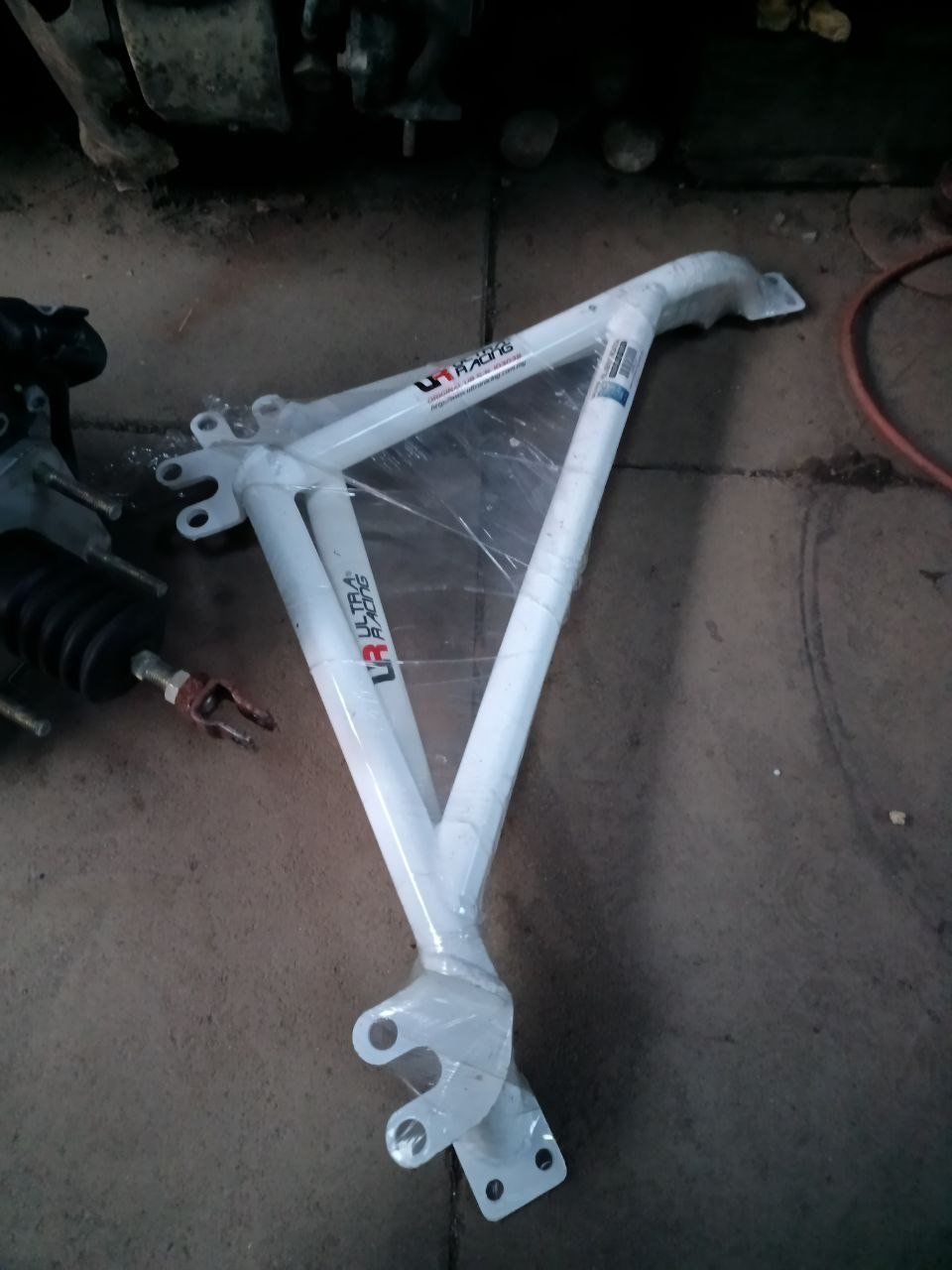 Mazda Tutti pezzi di ricambio auto: Mazda 323 Gtr 4x4 BG Roll Cage – Nuovo e nell'imballaggio originale da Gudo venduto da dispo3 7