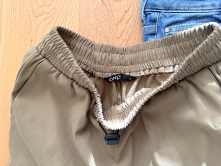 Set pantaloni jeans, cargo e traning (only/H&M)