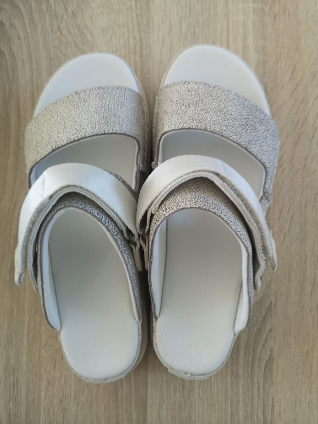 Ugg Scarpe da donna: Ugg Plateau Pantoletten – Nuovo e nell'imballaggio originale da Zürich venduto da kiwi2024